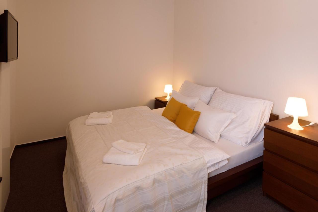 Litvan Sunset Apartments Budweis Exterior foto